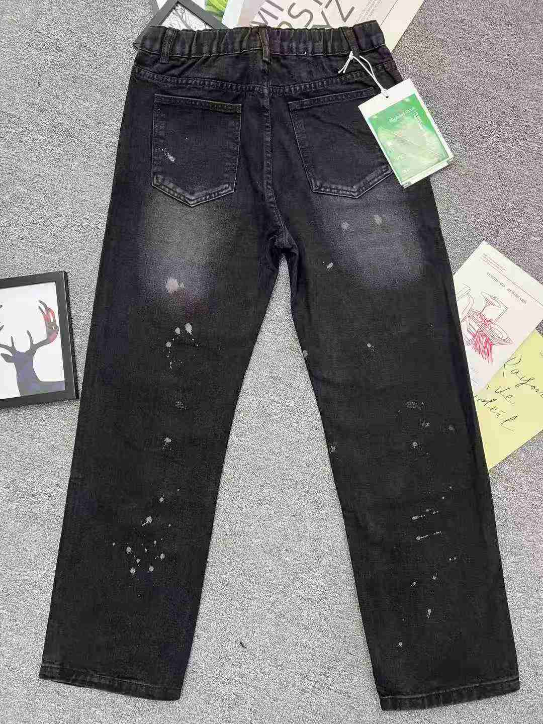 1300PCS Men's Jeans Chinese Clothing Stock Lot - Full Clearance 4.3 CNY/Piece, Sizes M-XXXL, 2 Styles, Individual Packaging, No After-sales Service - Image 2