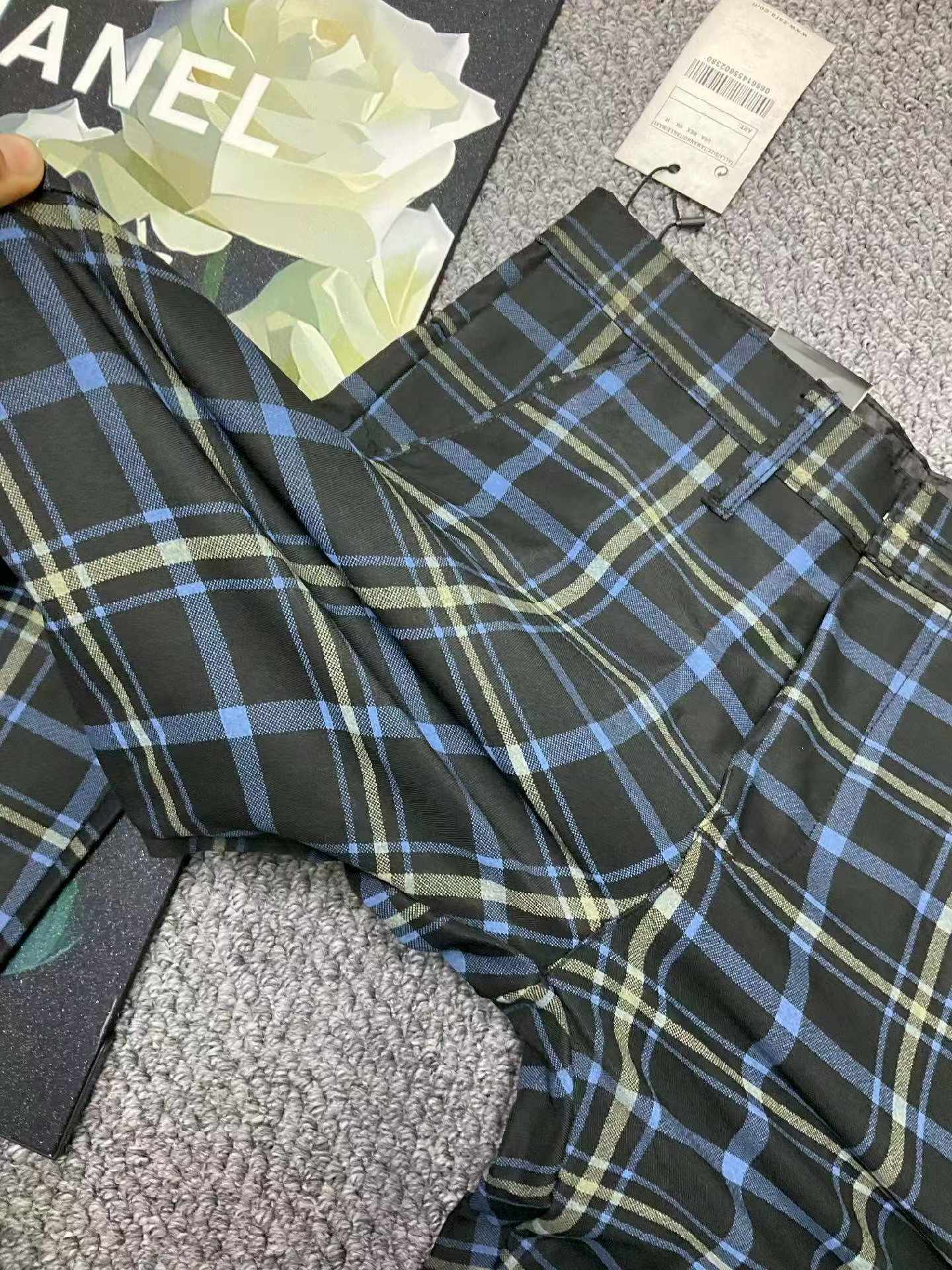 Spring Men's Stretch Plaid Straight Slim-Fit Korean Style Casual Dress Pants | 210 Pcs Stock Lot, Sizes 28-34, Individually Packed, Bulk Wholesale 10.4 CNY/PC - Image 2