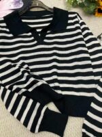 Full Stock Lot: 140 Pcs Korean Style Color-Block Striped Polo Collar Long Sleeve Knit Tops - Soft & Stretchy, One Size, Individually Packed, 7.4 CNY/Piece - Image 9