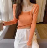 203pcs Spring Plain Minimalist Stretch Slim-Fit Long Sleeve Knit Tops | Chinese Clothing Stock Lot Wholesale at 5.4 CNY Each - Image 6