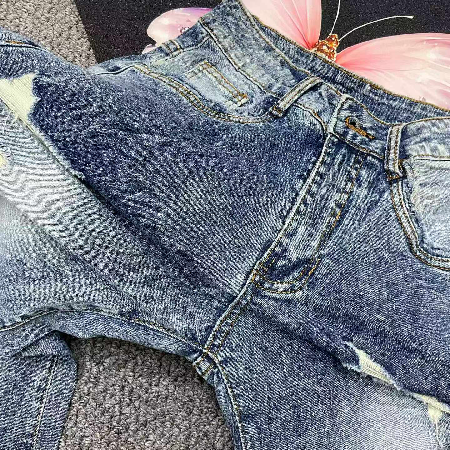 Spring & Summer Branded American Style Loose Stretch Washed Cotton Ripped Micro Flare Jeans - Stock Lot, S-2XL, ~140 Pcs, Bulk Wholesale CNY14.3/PC - Image 2