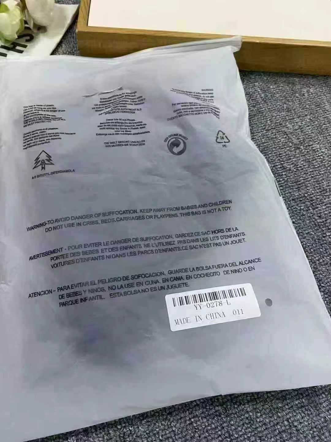 Over 1200 Peach Hip Yoga Pants (Sizes M-XL) - In-store Quality, 3D Slim Fit, Bulk Stock Lot for Wholesale Export, 4.0 CNY/PC Full Clearance - Image 2