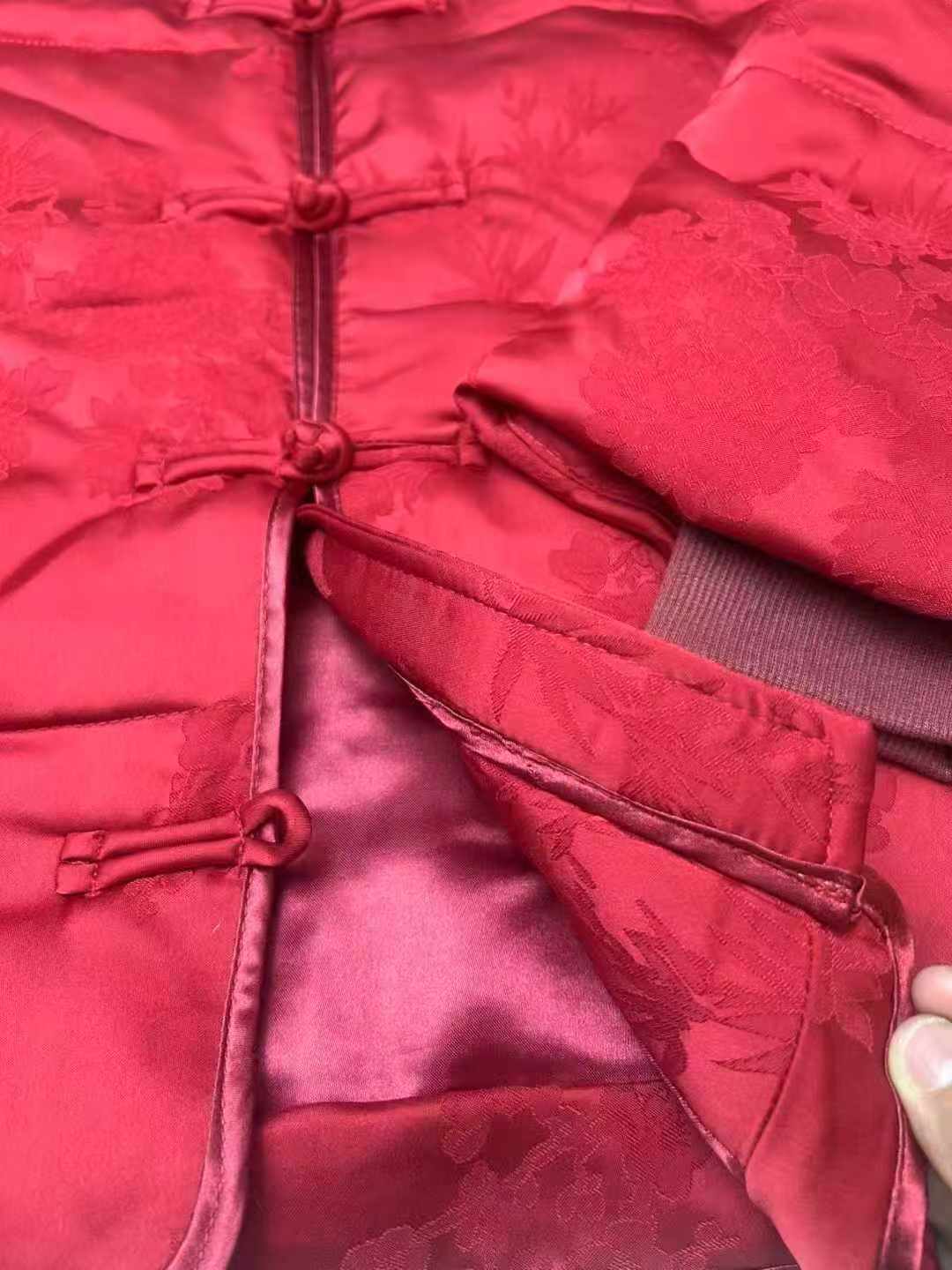 2300 Pcs Authentic Nanyou Gold Label 2025 Winter Chinese Jacquard Padded Jackets | European Style, Defect-Free, S-2XL, Bulk Stock Lot Wholesale @ CNY 33.3/Unit - Image 2