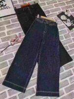 Bulk Women's Washed Flare Jeans Stock Lot - 15980 Pcs, S-2XL, CNY 3.49/Piece, Refurbished Clearance for Wholesale Export - Image 4