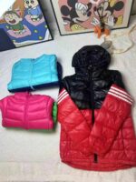 1200 Pcs UNIQLO-Style Medium & Large Kids' 90% Down Jackets - Individually Packaged, Full Size Runs, Full Stock Clearance 19.9 CNY | Bulk Wholesale Export - Image 7