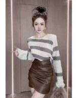 Spring Korean Mature Style Color-Block Striped Long-Sleeve Knit Tops with Shoulder Pads - ~100PCS Stock Lot, Individually Packed, One Size, Bulk Wholesale 6.4 CNY/Piece - Image 7