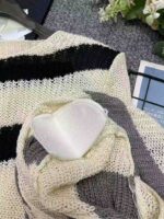 Spring Korean Mature Style Color-Block Striped Long-Sleeve Knit Tops with Shoulder Pads - ~100PCS Stock Lot, Individually Packed, One Size, Bulk Wholesale 6.4 CNY/Piece - Image 2