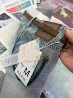 Light Blue Loose-Fit Women's Wide-Leg Jeans Stock Lot - 450pcs, S-XL, With Belt, 15.3 CNY/Piece, Single Style & Color, Individually Packed (88292#610) - Image 4