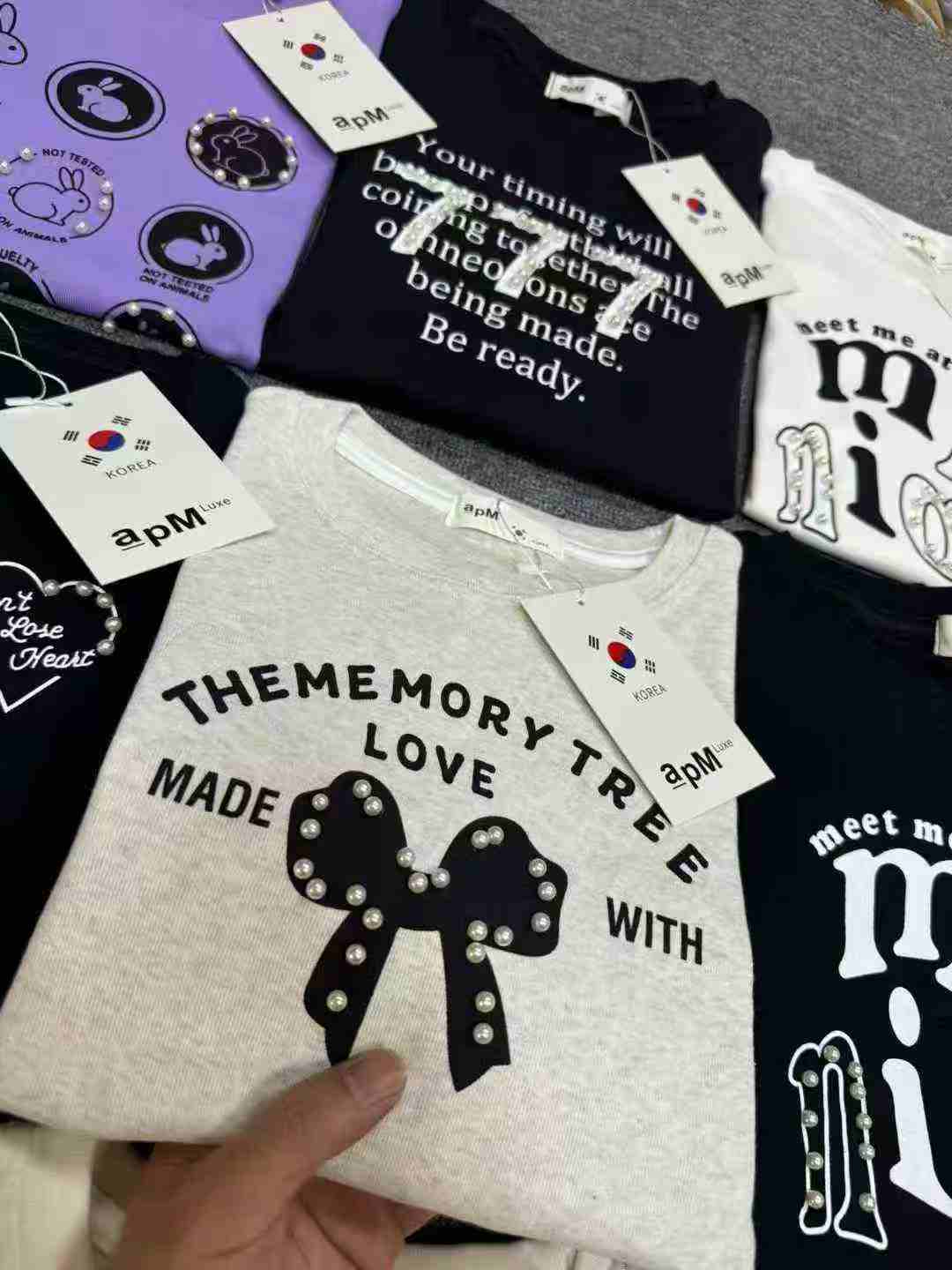 5000pcs Heavy Beaded Trendy Cotton T-Shirts - Chinese Clothing Stock Lots, 12.3 CNY/Piece Full Clearance, Assorted Designs & Colors, 220G Cotton Fabric - Image 1