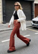 Bulk Wholesale Spring Branded Export Stock Bootcut Jeans: High Stretch Washed Cotton, Loose American Fit, Sizes L-2XL, 265pcs, Individual Packaging, 11.3 CNY/Piece - Image 1