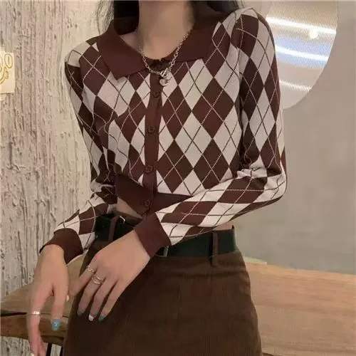 Spring Blogger Style Quilted Chanel-Inspired Knit Cardigans | 140pcs Bulk Stock Lot, Individually Packed, One Size | Wholesale Export CNY7.4/Piece - Image 1