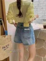 560pcs High-Quality Korean-Style Mixed Denim Stock Lots | Shorts, Skirts, Capris | Thick High-Cotton Stretch Fabric | Sizes 25-32 | Bulk Wholesale @10.4 CNY/Piece - Image 1