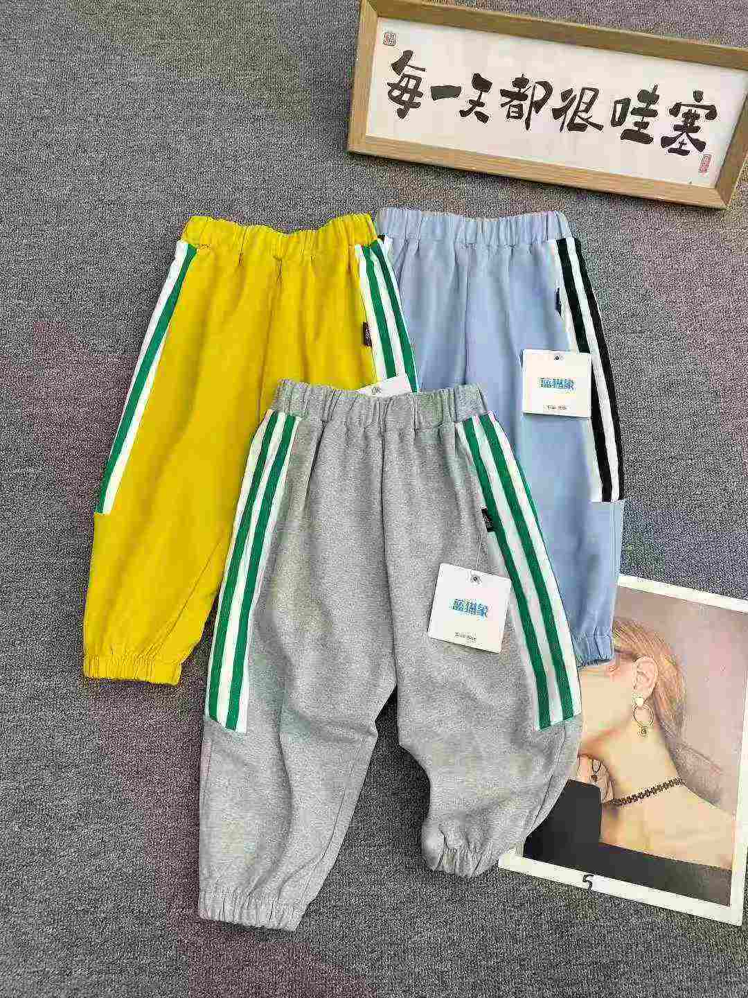 159 Pcs Cotton French Terry Kids' Sweatpants, Elastic Waist Contrast Stitching, Sizes 90-140, Individually Packed with Hangtags - Bulk Wholesale - Image 1