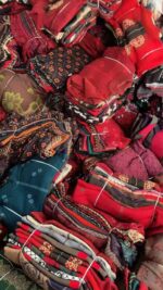 Bulk Mixed Color Women's Core Spun Yarn Sweaters for Middle-aged Mothers Chinese Clothing Stock Clearance Wholesale - Image 8