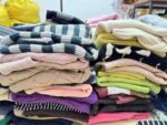 Women's Washed Thick Sweater Bulk Stock, Full Clearance Wholesale 3.3 CNY, Individually Packed With Hangtags - Image 4