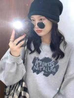 Bulk Wholesale Heavy Letter Embroidery Patchwork Denim Sweatshirts | Chinese Clothing Stock Lots Full Clearance - Image 9