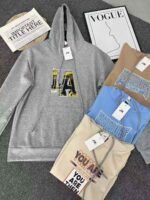 Trendy JK Brand Men's Hooded Sweatshirts | 8000PCS Total Bulk Stock | Wholesale Chinese Clothing Stock Lots 13.3 CNY Per Piece - Image 4