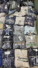 VOGUE Brand Trendy Men's Crewneck Sweatshirts Bulk Chinese Clothing Stock Lots Wholesale - Image 5