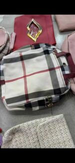 Clearance 50000 Pcs Assorted Women's Bags Stock Lot For Bulk Wholesale Export - Image 6