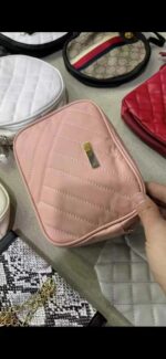 Clearance 50000 Pcs Assorted Women's Bags Stock Lot For Bulk Wholesale Export - Image 3