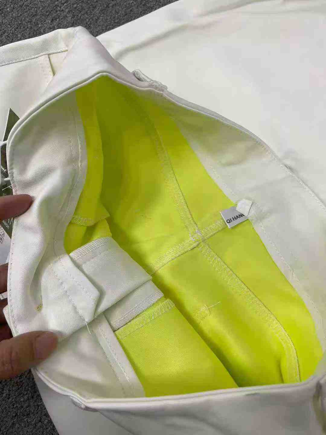 Summer Green Slim Fit 2-Piece Sport Set U-Neck Short Sleeve Top Casual Pants Bulk Stock Wholesale - Image 2