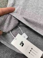 150 Pcs Full Clearance Grey Pure Cotton Women Slim Cropped Round Neck T-Shirts Bulk Wholesale - Image 3