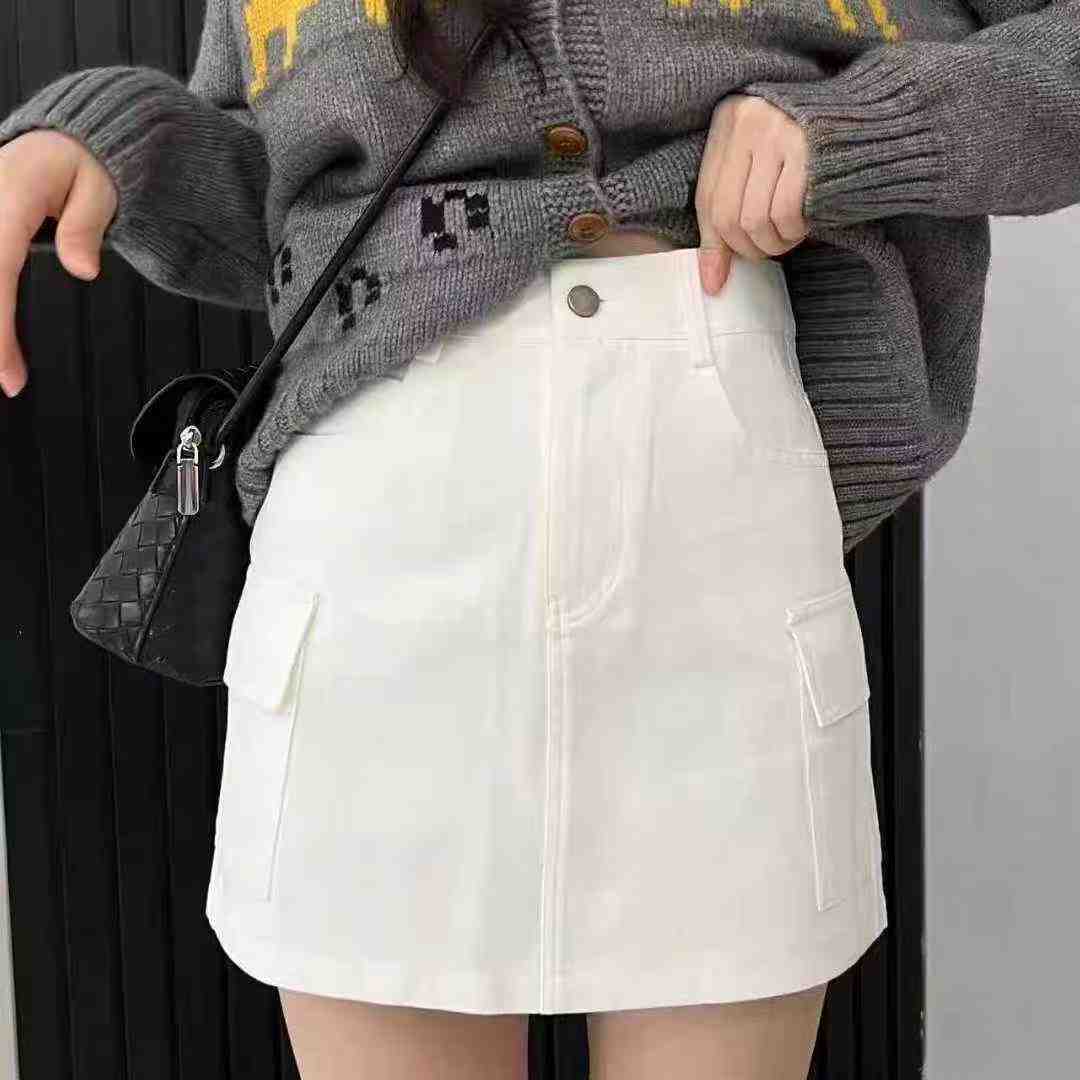 Bulk Clearance 130PCS High Waist Slimming White Denim Cargo A-line Mini Skirts For Wholesale Export - Image 1