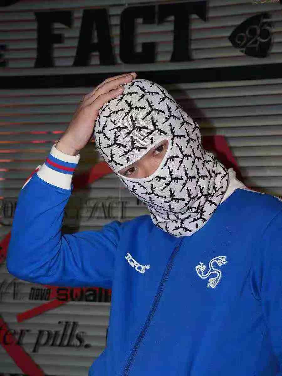 Colorful Printed Winter Neck Gaiter Windproof Warm Face Cover Bulk Wholesale Chinese Clothing Stock Lots - Image 1