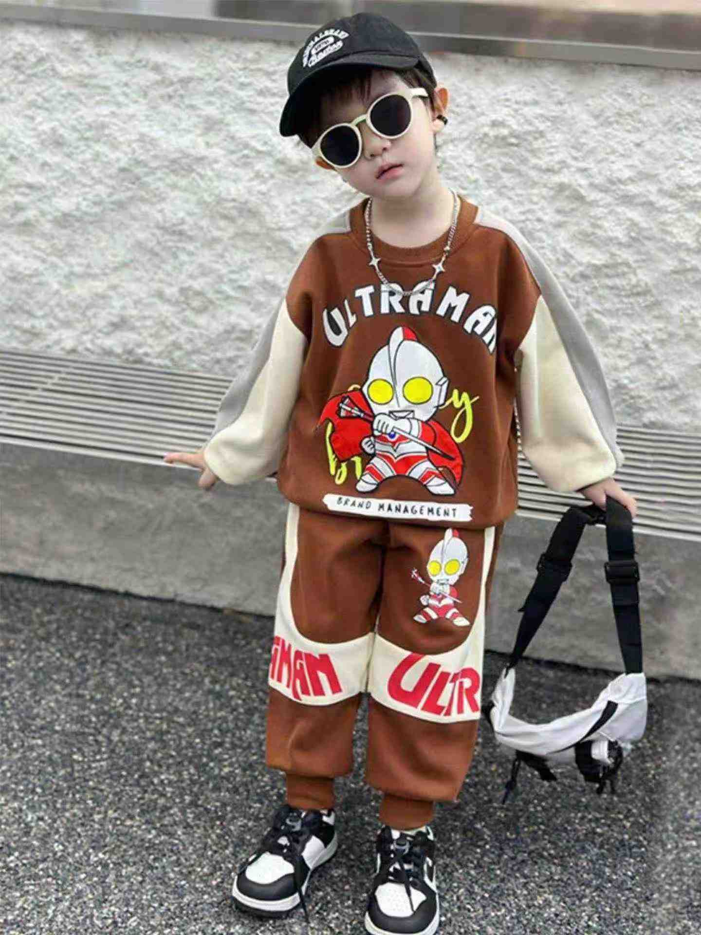 Bulk Clearance: 450pcs High Quality Autumn Winter Trendy Boys Kids Sport Casual Sets Sizes 90-170 - Image 1