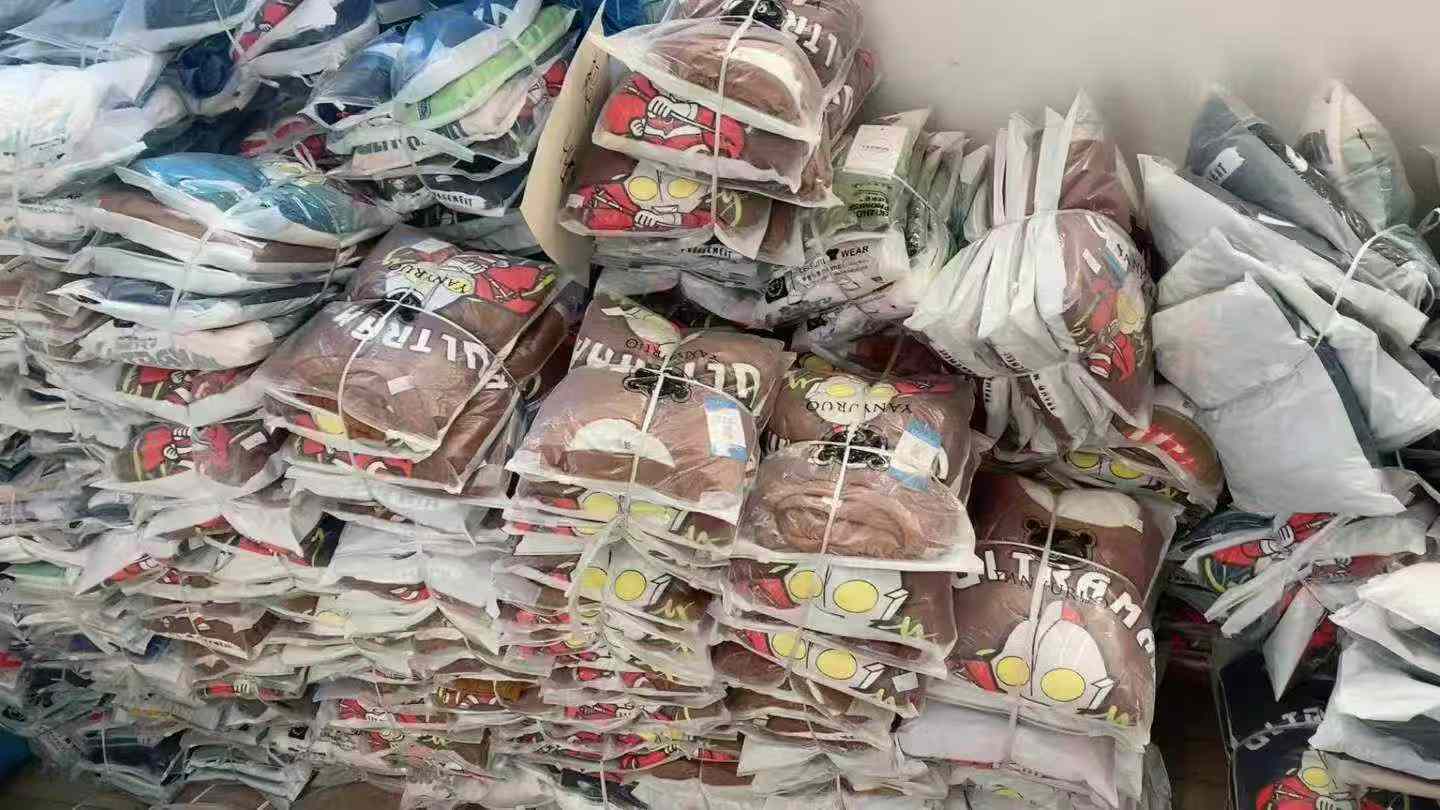 Bulk Clearance: 450pcs High Quality Autumn Winter Trendy Boys Kids Sport Casual Sets Sizes 90-170 - Image 2