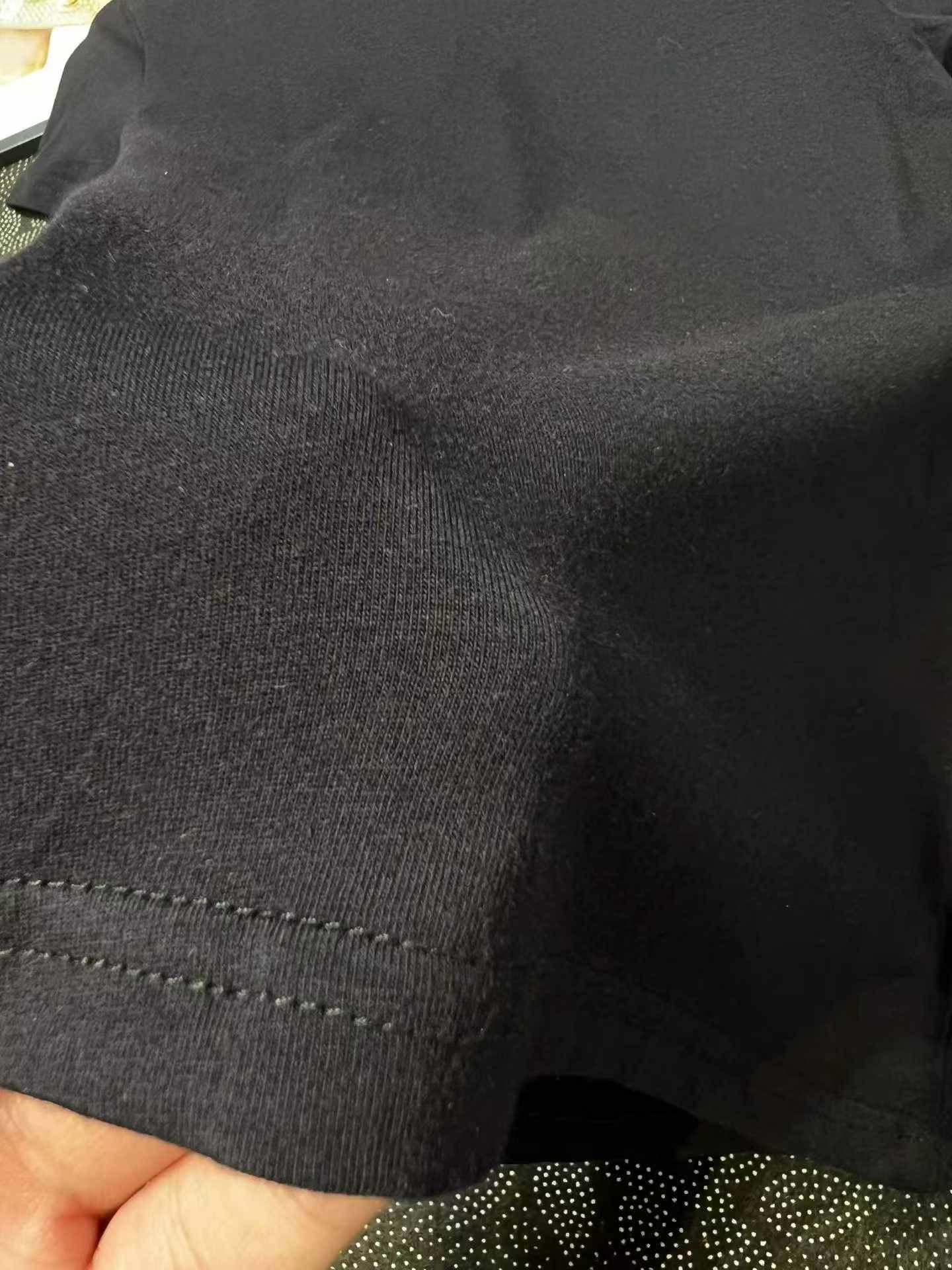 About 2000 Pieces Pure Cotton Plain Solid Crew Neck Short Sleeve Women's T-Shirts Stock Wholesale - Image 2