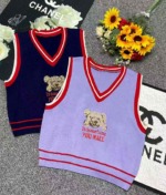 862 Pcs Spring Korean College Style Cartoon Bear Jacquard V-neck Pullover Sweater Vest Bulk Wholesale - Image 1