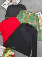 823 Pcs Vintage Sexy Lace Printed Slim Fit Bottoming Shirts Chinese Stock Lot Wholesale - Image 4