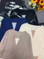 New Spring Korean Style Fake Two-piece V-neck Slim Long Sleeve Tops, 440 Pcs, Bulk Stock Clearance Wholesale - Image 4