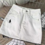 85 Pcs Summer Vintage Designed White Denim Mini Skirts Wholesale Stock Lot - Image 6