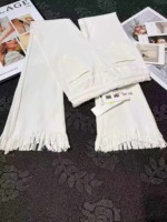 234 Pieces Women's White Stretch Fringed Micro Flare Jeans, Fringe Trim Petite Milk White Flared Jeans for 2026 Spring Summer - Image 6