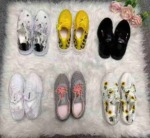 20000 Pairs Plus Size Knit Sport Sneakers Bulk Clearance Wholesale For Export - Image 1