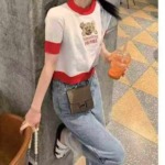 481 Pieces Bear Embroidery Knit Short Sleeve T-Shirt, Red White Color Block, One Size Cropped Crew Neck Loose Fit For Spring Summer - Image 2