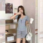 All Clearance: 8.2 CNY Each, Sweet Spicy Contrast Stripe Lace Short Sleeve T-Shirts, Around 60 Pieces, Brown Mainly, One Size - Image 6