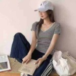 All Clearance: 8.2 CNY Each, Sweet Spicy Contrast Stripe Lace Short Sleeve T-Shirts, Around 60 Pieces, Brown Mainly, One Size - Image 4