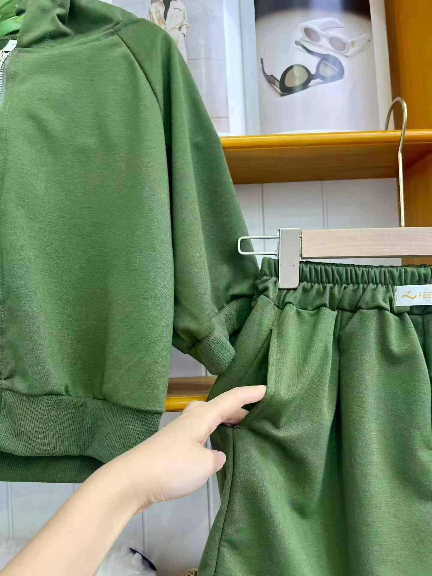 New Summer Salt Style Zip-up Hooded Jacket & Shorts Set, 2 Colors, S-2XL, Around 450 Sets Bulk Wholesale Stock - Image 2