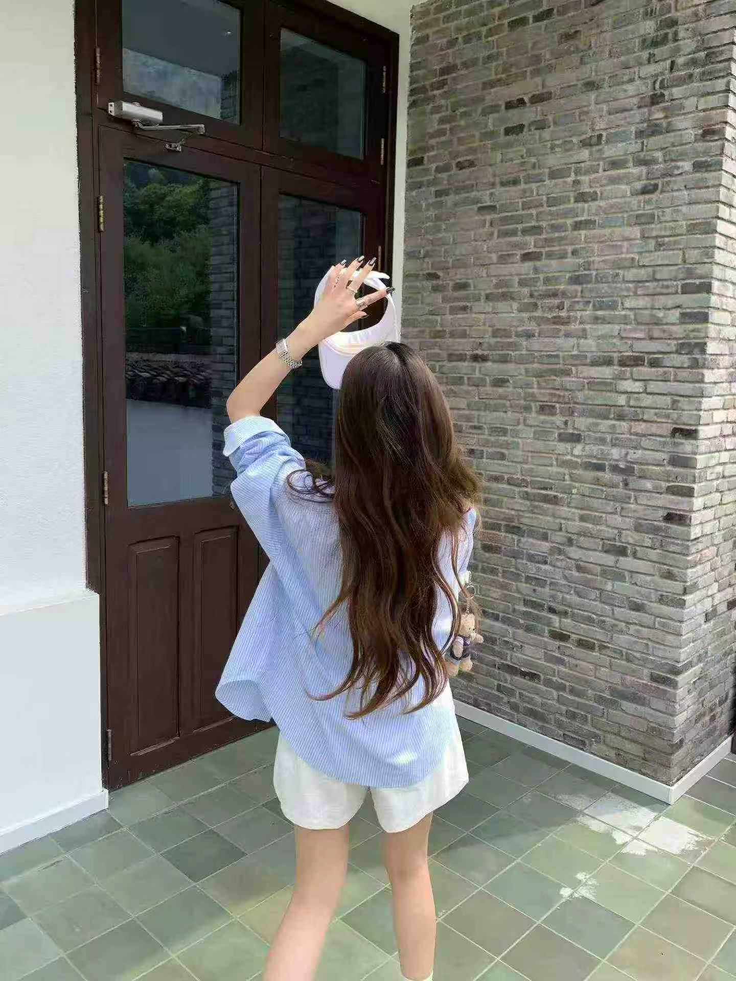 260 Pieces Clearance Korean HK Style Blue Striped Layered Premium Casual Cardigan Shirts - Image 2