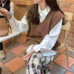 All Stock Clearance: Preppy Loose Autumn V-neck Outer Wear Knit Vest, About 55 Pcs, One Size - Image 3