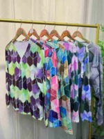 1200 Pcs Amazon Hot Street Style Geometric Cube Print V-neck Zip Long Sleeve Women T-shirt Bulk Stock - Image 5