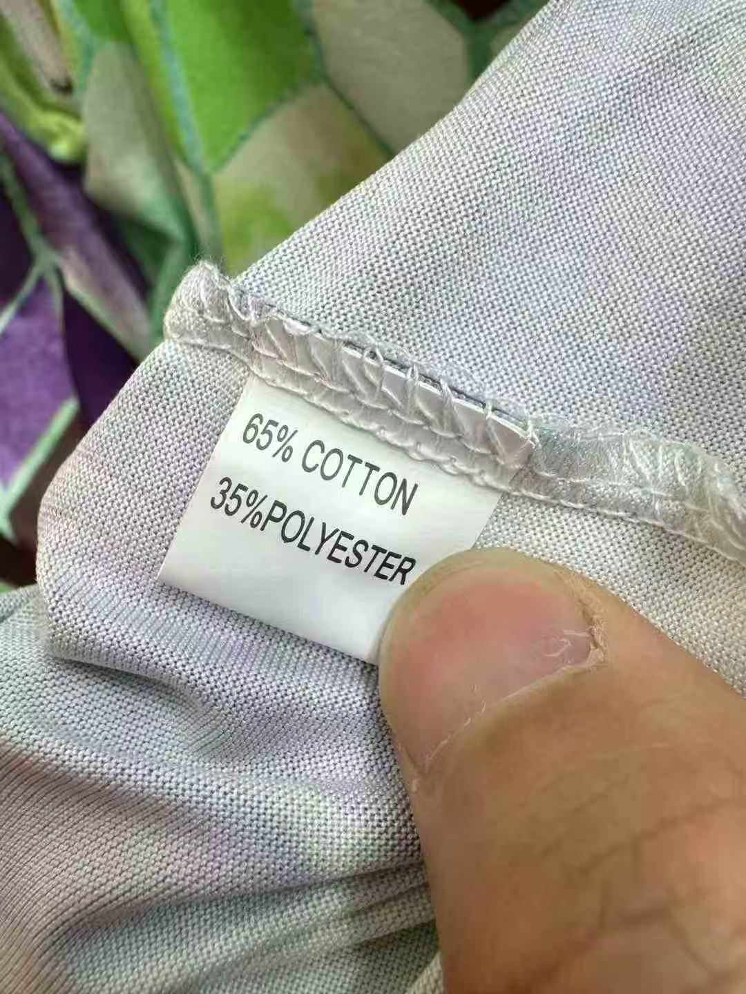 1200 Pcs Amazon Hot Street Style Geometric Cube Print V-neck Zip Long Sleeve Women T-shirt Bulk Stock - Image 2