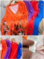 About 830 Pieces Autumn Winter New European American Style Women's V-Neck Printed Long Sleeve Pullover T-Shirt Bulk Stock Wholesale - Image 6