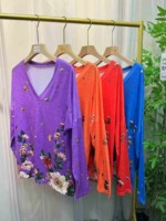 About 830 Pieces Autumn Winter New European American Style Women's V-Neck Printed Long Sleeve Pullover T-Shirt Bulk Stock Wholesale - Image 5