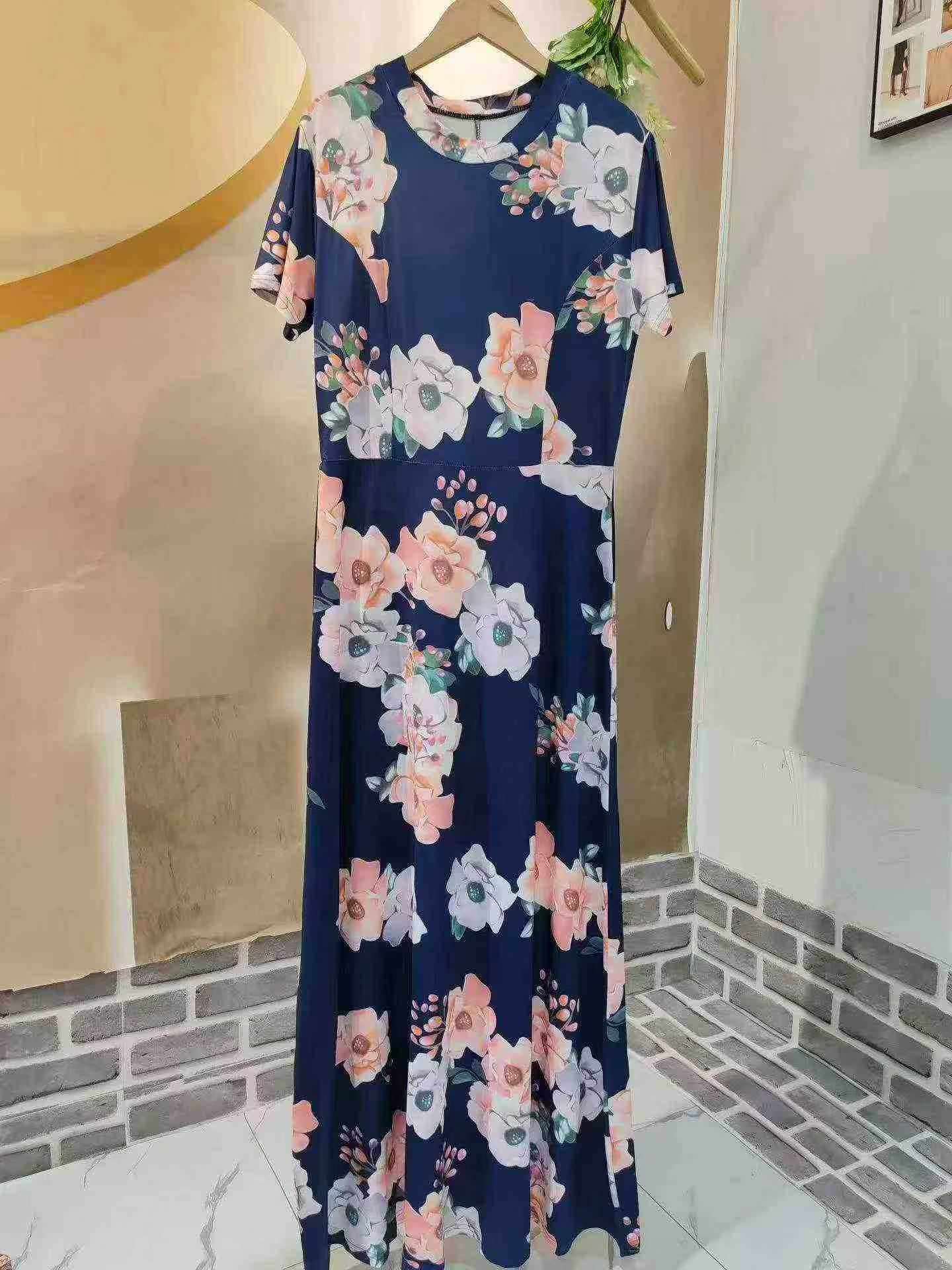 Clearance Extra Long Maxi Dresses, Approximately 560 Pieces Bulk Wholesale Clothing Stock - Image 1