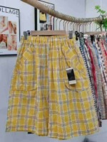 About 5070 Pcs Pure Cotton Plaid Loose Casual Five-inch Beach Shorts Clearance Stock - Image 6