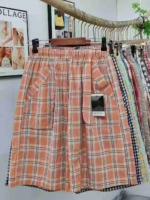 About 5070 Pcs Pure Cotton Plaid Loose Casual Five-inch Beach Shorts Clearance Stock - Image 4